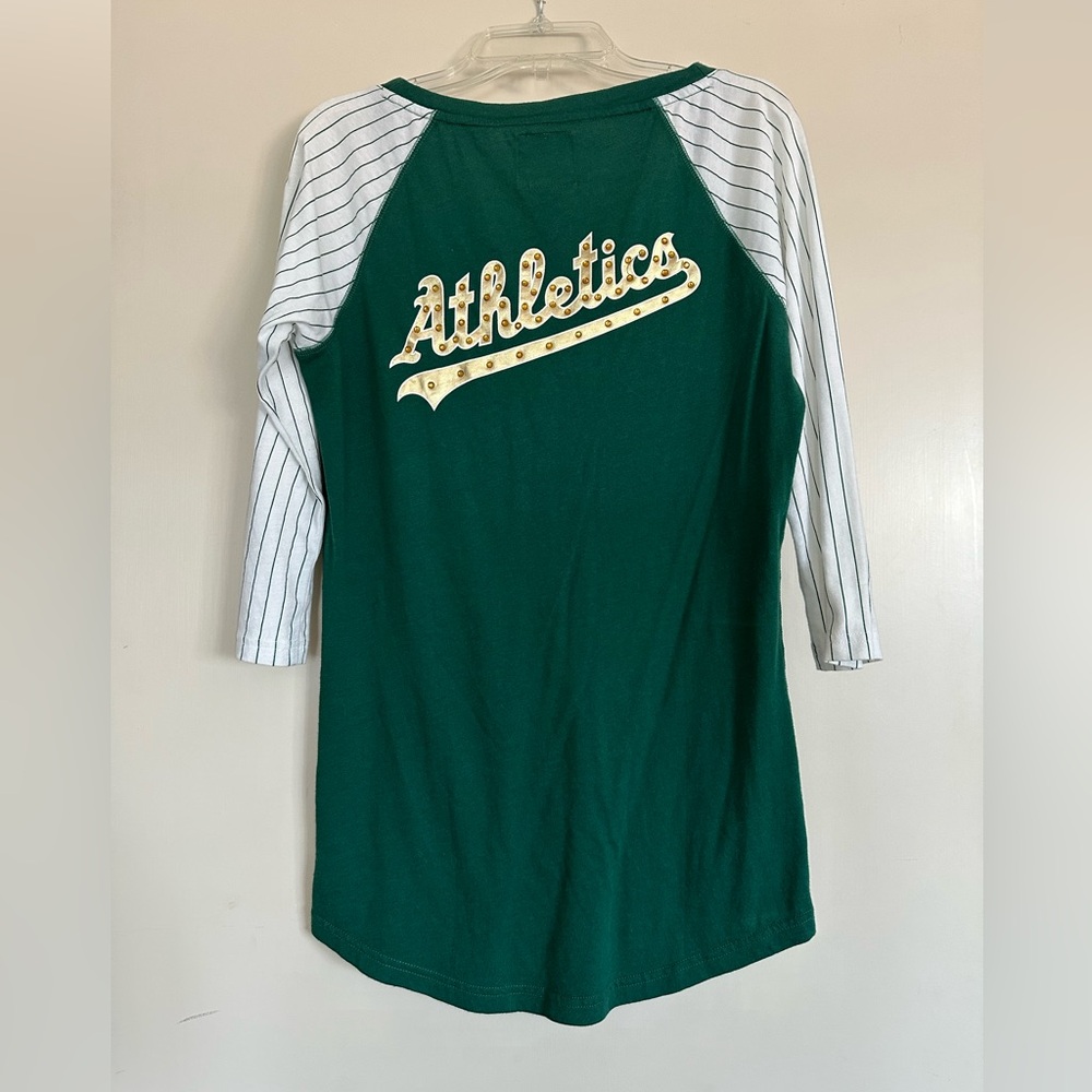 SIGNED A’s Oakland Athletics Jersey T-Shirt S Victoria’s Secret Gio Gonzalez 47